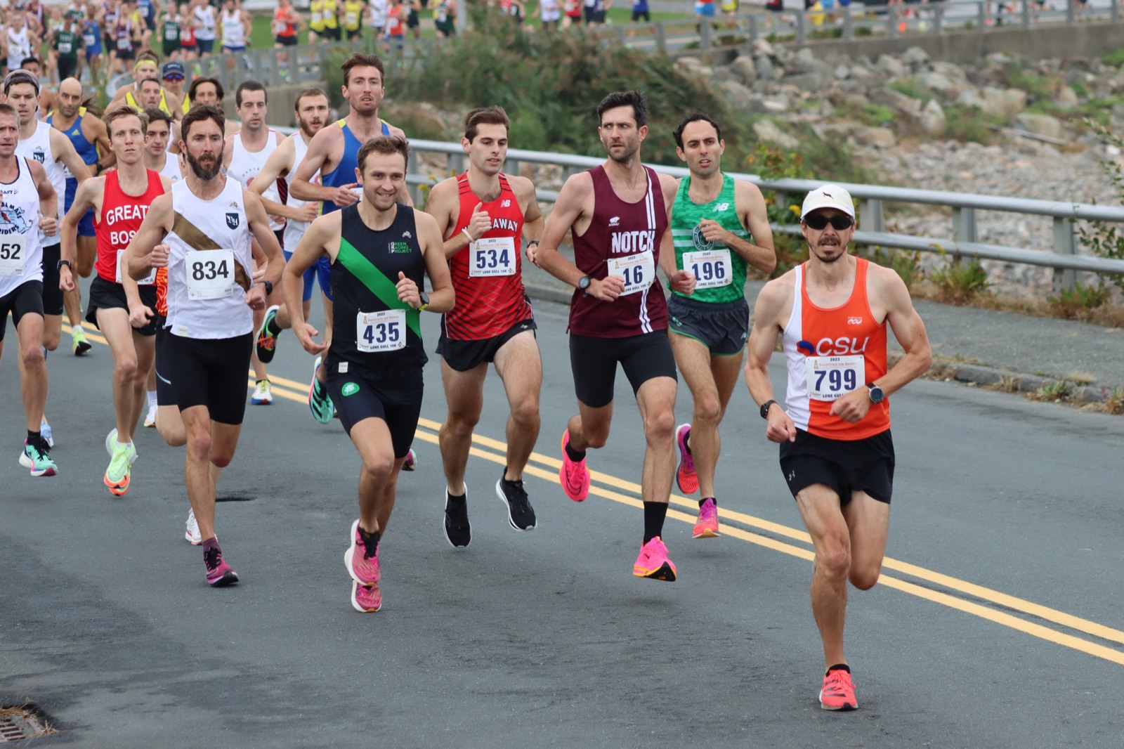 Lead pack of Lone Gull 10K runners